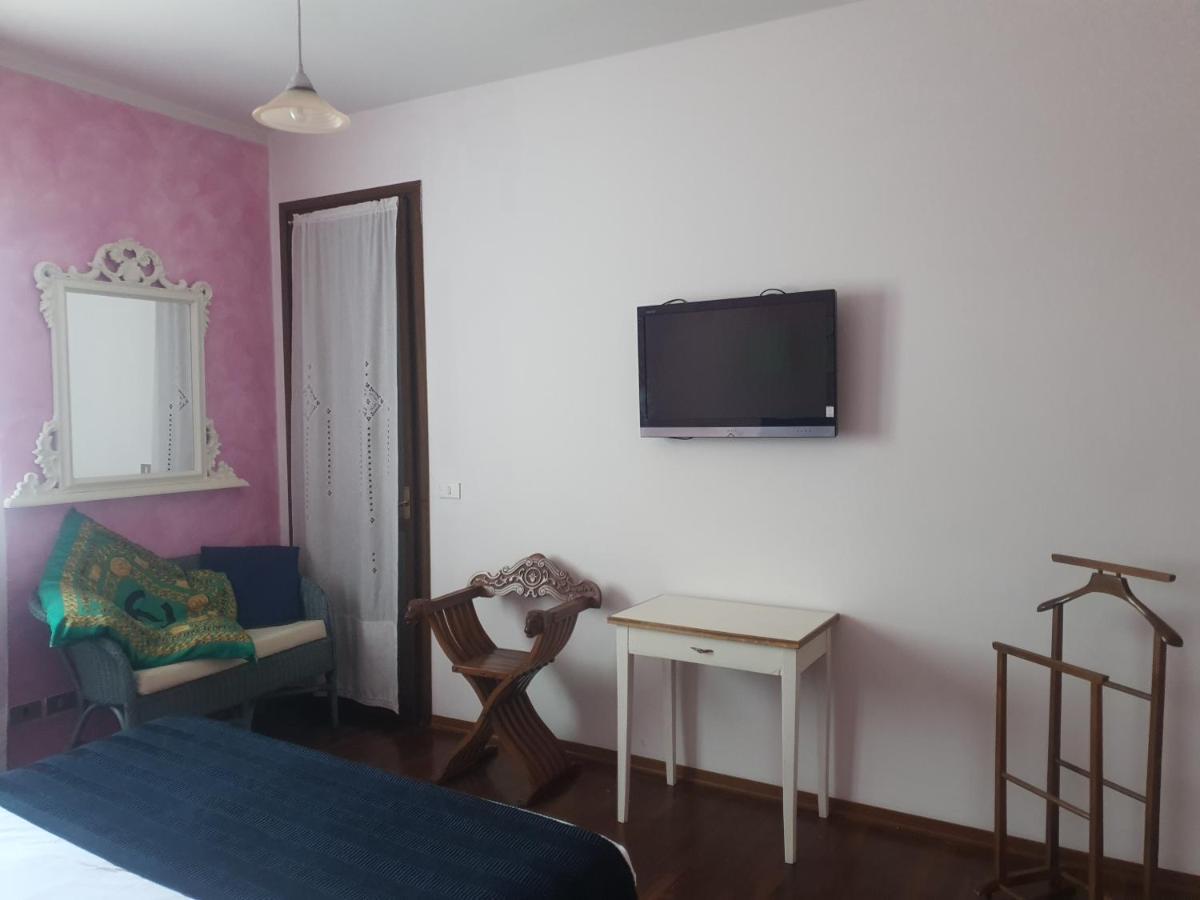 Villa Elsa, Cesena Zona Ippodromo Kültér fotó